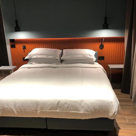 Materiaprima Camere-Rooms Mantova Bagian luar foto